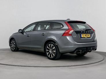 SPOTICAR Volvo V60 1.5 T2 Polar+ Dynamic | Automaat | Navigatie | Tre Tweedehands - Stationwagen Benzine Grijs - Nieuwegein - 1200286591_3