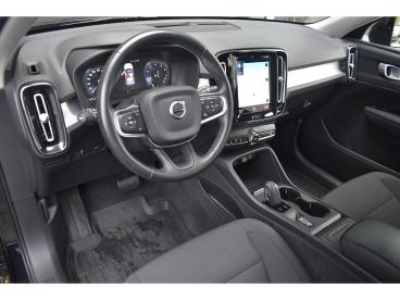 SPOTICAR Volvo Xc 40 1.5 T2 Momentum / Navi / Carplay & Android / Deale Tweedehands - Suv Benzine Zwart - Mijdrecht - 1200283572_3