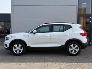 SPOTICAR Volvo Xc 40 T2 129pk Momentum Core Automaat | Climate Control Tweedehands - Suv Benzine Wit - Elst - 1200288652_3