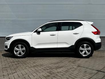 SPOTICAR Volvo Xc 40 T3 163 Pk Automaat | Climate Control | Carplay/and Tweedehands - Suv Benzine Wit - Doetinchem - 1200290447_3
