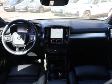 SPOTICAR Volvo Xc 40 B4 197pk Mild Hybrid Automaat Plus Dark, Rijklaarp Tweedehands - Suv Hybride Wit - Ommen - 1200292743_5