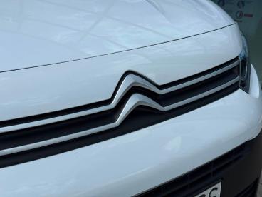 SPOTICAR Citroën Berlingo 1.5 Bluehdi M (650kg) Uzywany - Dostawcze Diesel Biały - Ostrów Wielkopolski - 1200222310_5