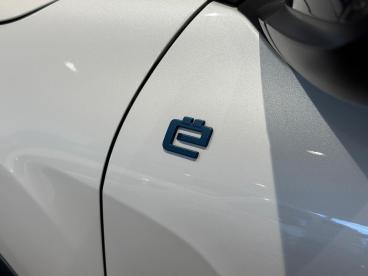 SPOTICAR Citroën C4 X E-c4 X Ev136 50kwh Shine Uzywany - Sedan Elektryczny Biały - Ostrów Wielkopolski - 1200222549_5
