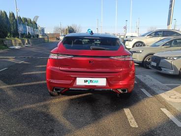 SPOTICAR Ds Ds 4 1.6 E-tense Performance Line + Aut Uzywany - Kombi Hybryda Plug-in Czerwony - Warszawa - 300217209_5