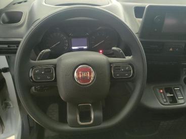 SPOTICAR Fiat Doblo Combi 1.5 Bluehdi S&s Aut. Uzywany - Kombi Diesel Biały - Szczecin - 400213516_5