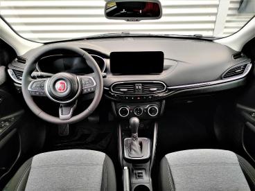 SPOTICAR Fiat Tipo 1.5 Hybrid Dct Uzywany - Miejski Benzyna Srebrny - Szczecin - 400213461_2