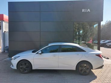 SPOTICAR Hyundai Elentra Elantra 1.6 Smart Uzywany - Sedan Benzyna Biały - Stalowa Wola / Grebów - 1200224103_2