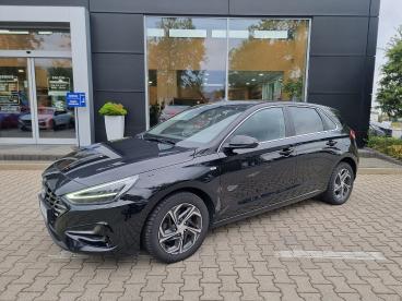 SPOTICAR Hyundai I30 1.5 T-gdi 48v Smart + Led 160km, Salon Pl, Aso, I Uzywany - Miejski Benzyna Czarny - Radom - 1200224120_2