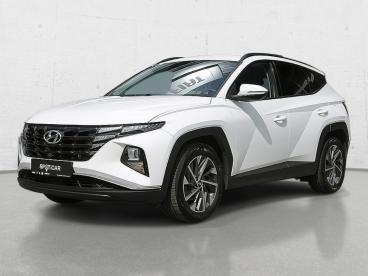 SPOTICAR Hyundai Tucson 1.6 Benzyna Uzywany - Suv Benzyna Biały - Grudziadz - 1200221812_1