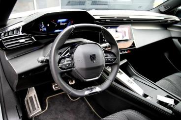 SPOTICAR Peugeot 308 1.2 Mhev Gt S&s E-dcs6 Uzywany - Sedan Hybryda Biały - Grudziadz - 1200218889_4