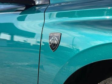 SPOTICAR Peugeot 308 1.2 Mhev Gt S&s E-dcs6 Uzywany - Sedan Hybryda Zielony - Ostrów Wielkopolski - 1200220745_5