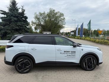 SPOTICAR Peugeot 5008 1.6 Phev 225 Gt Exclusive S E-dcs7 Uzywany - Suv Benzyna Biały - Legnica - 1200223471_5