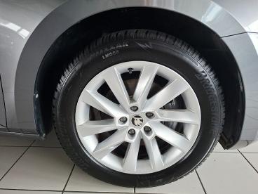 SPOTICAR Skoda Superb 2.0 Tsi Ambition Dsg Uzywany - Sedan Benzyna Szary - Kraków-libertów - 1200223869_5