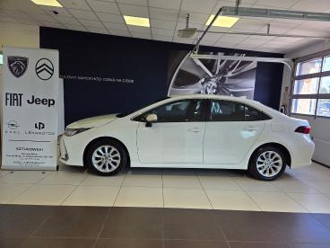 SPOTICAR Toyota Corolla 1.5 Comfort Uzywany - Miejski Benzyna Biały - Ostrów Wielkopolski - 1200223186_3