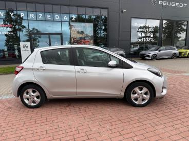 SPOTICAR Toyota Yaris 1.5 Premium Uzywany - Miejski Benzyna Srebrny - Biesiekierz - 1200223220_3