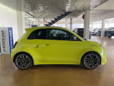 SPOTICAR Abarth 500 C Scorpionissima Usada - Citadino Elétrico Verde Claro - Braga - 1200227690_4