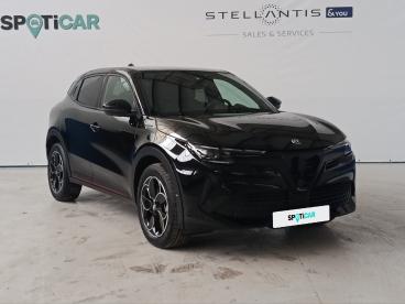 SPOTICAR Alfa Romeo Junior Elettrica Speciale Usada - Suv-4x4 Elétrico Preto - Amadora - 800219419_3