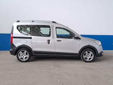 SPOTICAR Dacia Dokker 1.2 Tce 115cv Stepway Usada - Familiar Gasolina Cinza - Carnaxide - 1200217788_4
