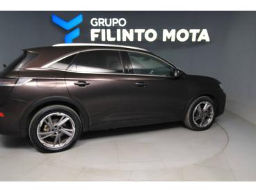 SPOTICAR Ds Ds 7 Crossback E-tense 4x4 Grand Chic Usada - Suv-4x4 Híbrido Plug-in Castanho - Guimaraes - 1200217822_2