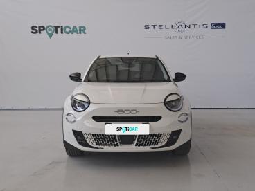SPOTICAR Fiat 600 1.2 136cv Dct La Prima Usada - Suv-4x4 Gasolina Branco - Setúbal - 1200217870_2