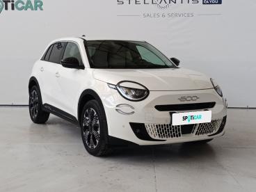 SPOTICAR Fiat 600 Hybrid 1.2 100cv La Prima Usada - Suv-4x4 Gasolina Branco - Amadora - 1200225939_3