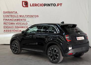 SPOTICAR Fiat 600 1.2 Hybrid La Prima Usada - Suv-4x4 Gasolina Preto - Santa Maria Da Feira - 1200226886_3