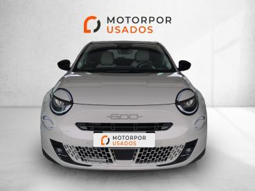 SPOTICAR Fiat 600 1.2 Hybrid La Prima Usada - Suv-4x4 Gasolina Preto - Beja - 1200230247_2