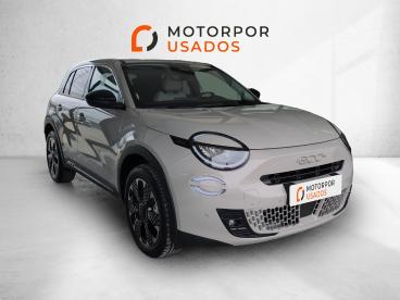 SPOTICAR Fiat 600 1.2 Hybrid La Prima Usada - Suv-4x4 Gasolina Preto - Beja - 1200230247_3