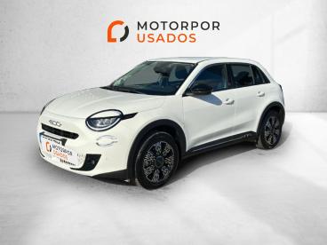 SPOTICAR Fiat 600 600e 54 Kwh (red) Usada - Suv-4x4 Elétrico Preto - Faro - 1200219817_1