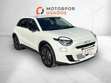 SPOTICAR Fiat 600 600e 54 Kwh (red) Usada - Suv-4x4 Elétrico Preto - Faro - 1200219817_3