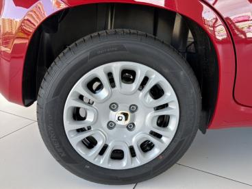 SPOTICAR Fiat Panda 1.0 Hybrid Usada - Berlina Híbrido Vermelho - Evora - 1200223219_2