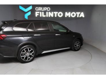 SPOTICAR Fiat Tipo 1.0 Gse T3 100cv Cross Usada - Berlina Gasolina Preto - Matosinhos-sra.hora - 1200217643_2