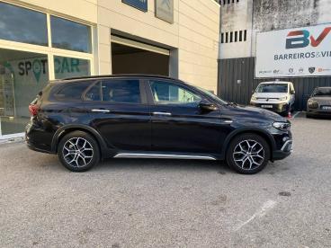 SPOTICAR Fiat Tipo 1.0 Gse T3 100cv Cross Usada - Berlina Gasolina Preto - Coimbra - 1200220464_4