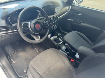 SPOTICAR Fiat Tipo Hatchback 1.3 D Usada - Comerciais Diesel Branco - Funchal - 1200229530_5