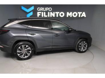 SPOTICAR Hyundai Tucson 1.6 Crdi 115cv Premium Usada - Suv-4x4 Diesel Cinzento - Matosinhos-sra.hora - 1200217562_2