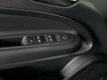 SPOTICAR Jeep Avenger 1.2 Gse T3 Altitude Usada - Suv-4x4 Gasolina Cinzento Escuro - Evora - 1200223663_2