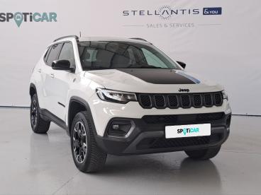 SPOTICAR Jeep Compass 1.3 Tg Plug In Hybrid 240cv 4x Trailhawk Usada - Suv-4x4 Híbrido Plug-in Branco - Amadora - 1200215901_3