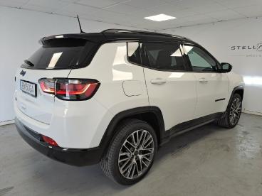 SPOTICAR Jeep Compass 1.3 Tg Plug In Hybrid 240cv 4xe A Summit Usada - Suv-4x4 Híbrido Plug-in Branco - Amadora - 1200230329_4