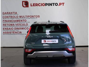 SPOTICAR Kia Niro 1.6 Gdi 6dct Hev Tech Usada - Suv-4x4 Híbrido Verde - Santa Maria Da Feira - 1200217327_4
