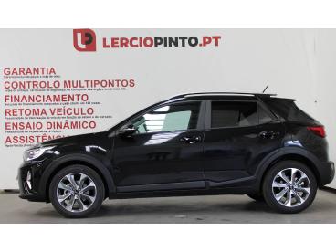SPOTICAR Kia Stonic 1.0 T-gdi 6mt Drive Usada - Suv-4x4 Gasolina Preto - Santa Maria Da Feira - 1200218557_2