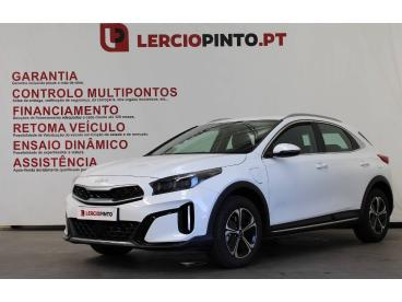 SPOTICAR Kia Xceed 1.6 Gdi 6dct Phev Drive Usada - Suv-4x4 Híbrido Branco - Santa Maria Da Feira - 1200218381_1
