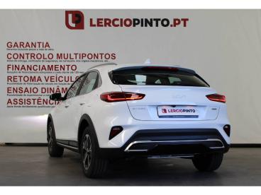 SPOTICAR Kia Xceed 1.6 Gdi 6dct Phev Drive Usada - Suv-4x4 Híbrido Branco - Santa Maria Da Feira - 1200218381_3