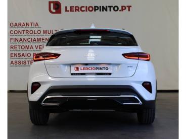 SPOTICAR Kia Xceed 1.6 Gdi 6dct Phev Drive Usada - Suv-4x4 Híbrido Branco - Santa Maria Da Feira - 1200218381_4