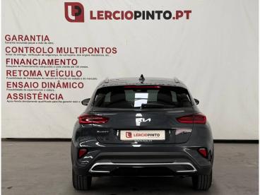 SPOTICAR Kia Xceed 1.0 T-gdi 6mt Dynamic Usada - Suv-4x4 Gasolina Cinza - Santa Maria Da Feira - 1200218750_4