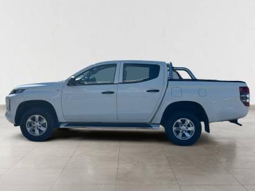 SPOTICAR Mitsubishi L200 4wd Spc Cab  Cx Met Strakar Look Invite Usada - Comerciais Diesel Branco - Paços De Ferreira - 1200219427_3