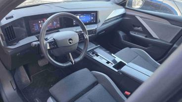 opel astra — photo 4