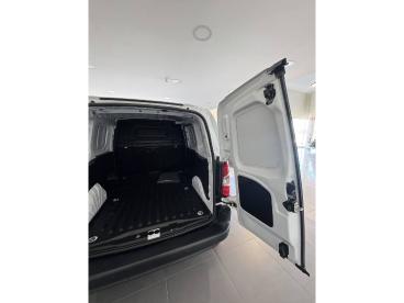 SPOTICAR Opel Combo 15dt, E6.4 & Mt6 Start/stop (75 Kw100cv - Usada - Comercial/furgão Diesel Branco Ice - Aveiro - 1200218296_4