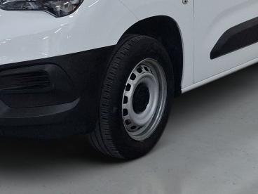 SPOTICAR Opel Combo D15dt 100cv S/s L1h1 Enjoy Usada - Comerciais Diesel Branco - Setubal - 1200226410_4