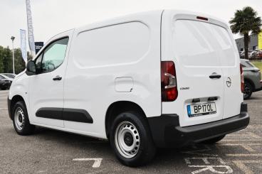 SPOTICAR Opel Combo Cargo 1.5 D Usada - Comerciais Diesel Branco - Braga - 1200229208_3