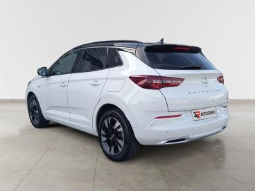 SPOTICAR Opel Grandland 1.6 T Phev Elegance Usada - Suv-4x4 Híbrido Plug-in Branco - Viana Do Castelo - 1200219884_3